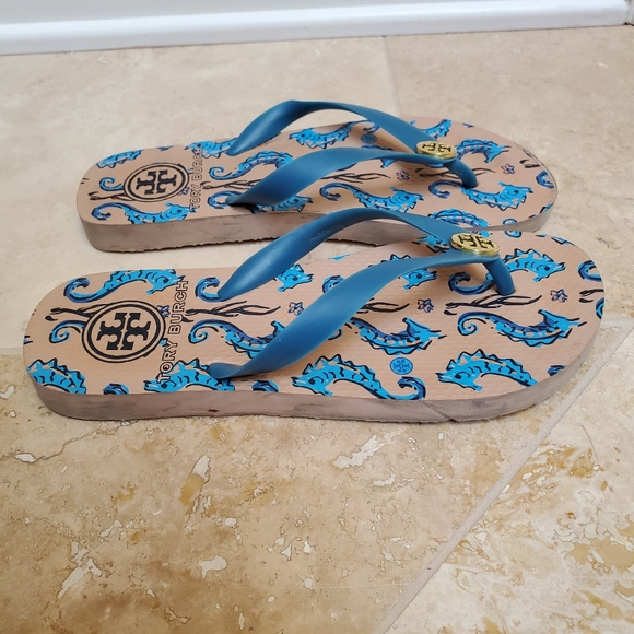 tory burch printed flip flops